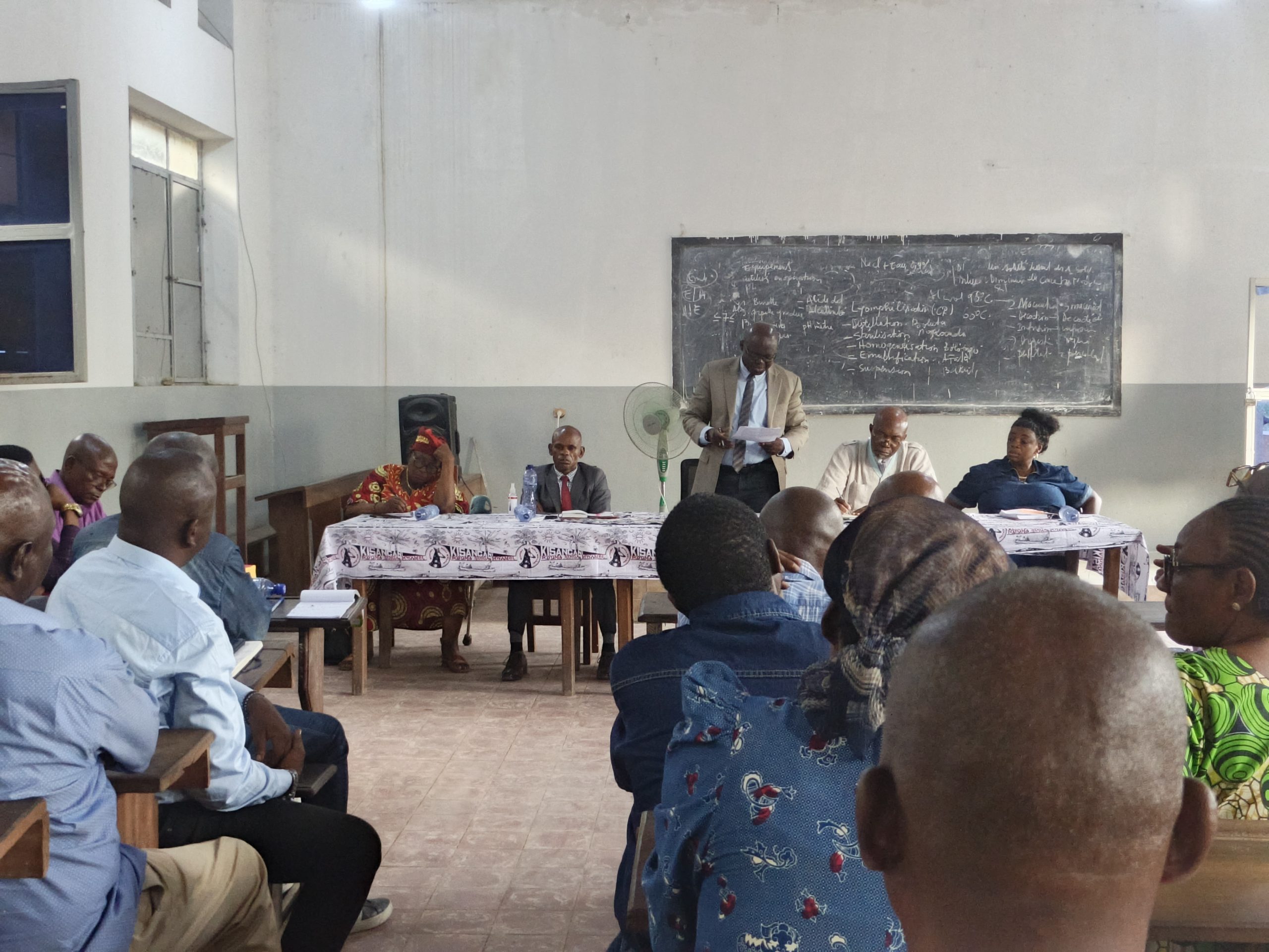 ISTM-Kisangani : échange entre le Comité de gestion avec les chefs de travaux ainsi que les nouveaux docteurs pour préserver la grandeurs de cet alma mater